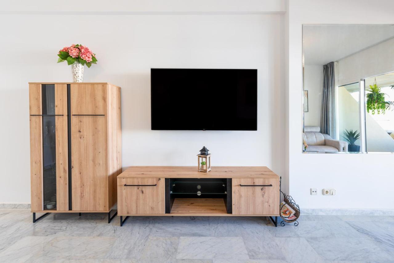Wintowinrentals Apartamento De Lujo En Medio De Puerto Marina. Benalmádena Esterno foto